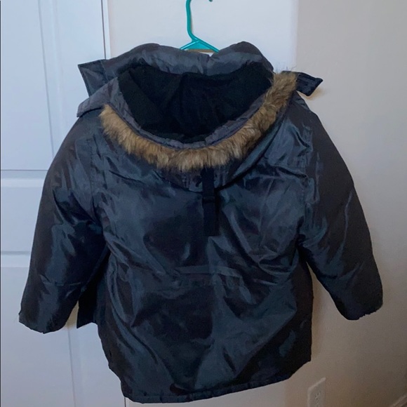Winter coat/jacket - Picture 2 of 3